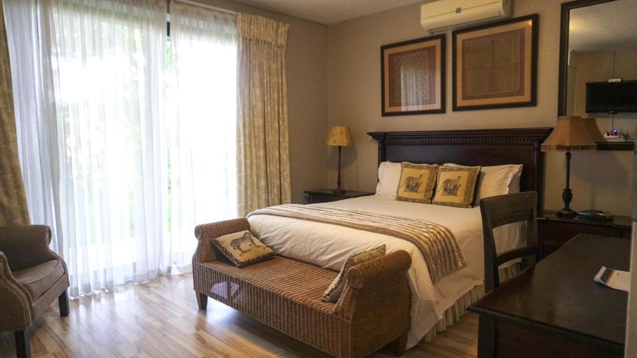 Fatmols Guest Lodge Johannesburg Esterno foto
