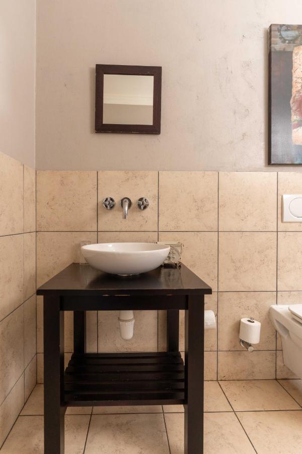 Fatmols Guest Lodge Johannesburg Esterno foto